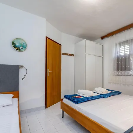 Apartments Janko Zarok Baska  Exterior photo