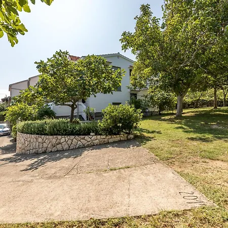 Apartments Janko Zarok Baska  Exterior photo