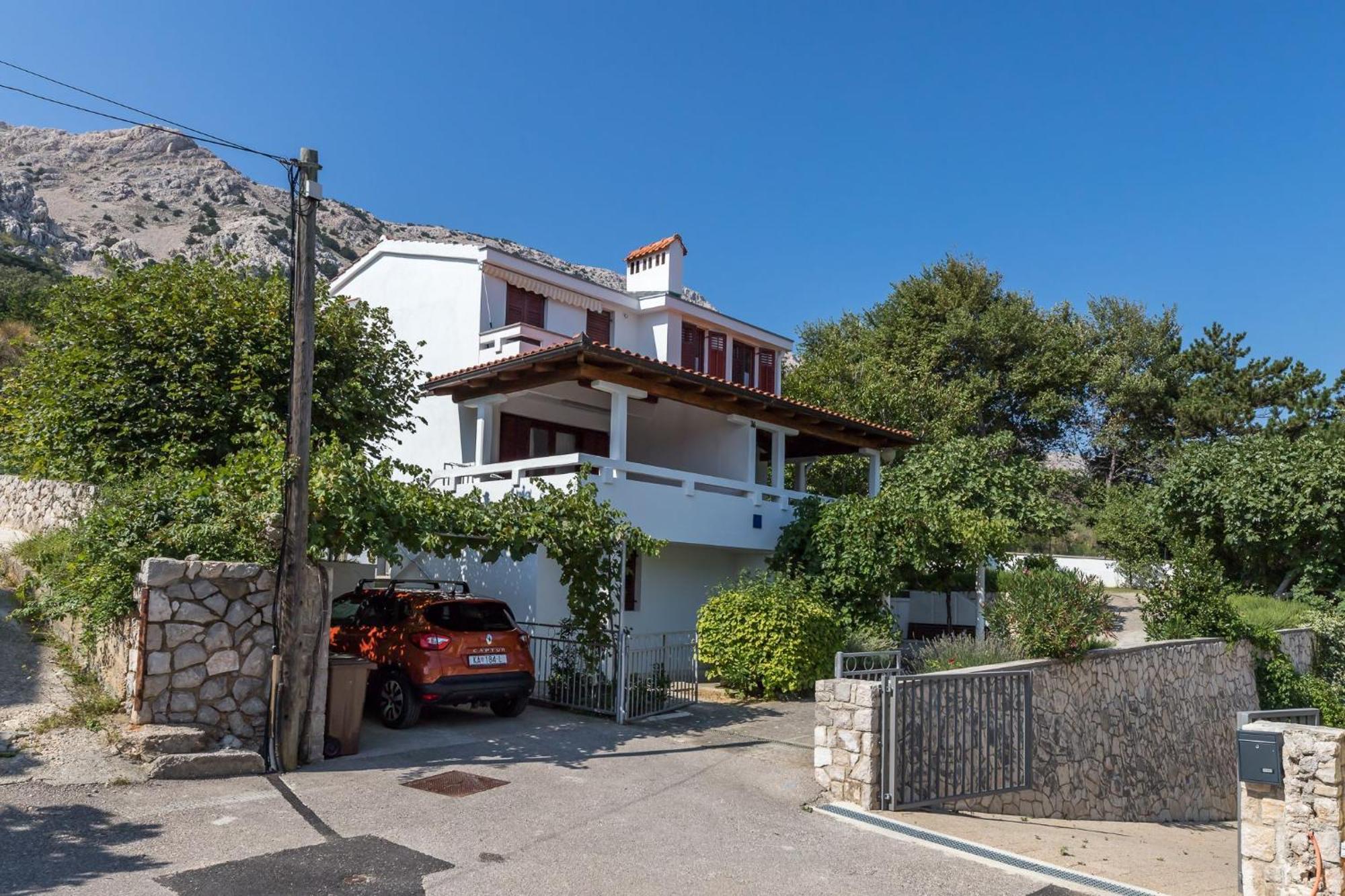Janko Zarok Apartment